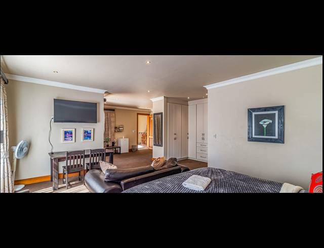 6 BEDROOM HOUSE FOR SALE IN BEDFORDVIEW